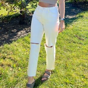 Ankle loose mom jeans